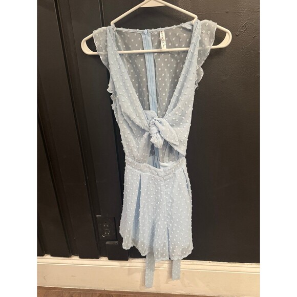 Like NWT! Lucy in the Sky Romper-XS - Picture 2 of 5